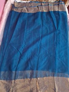 Elegant Blue Saree with Gold Border without blouse