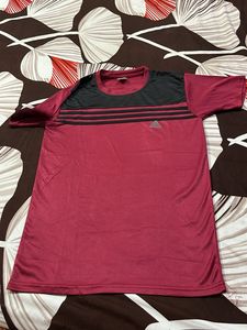 Adidas Men's Maroon T-Shirt