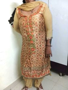silky ❤️Embroidered Kurta with Salwar and Dupatta