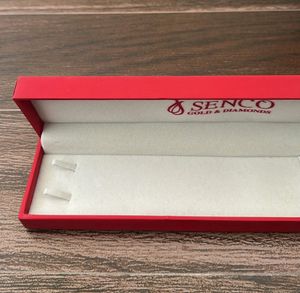 Senco Gold &amp; Diamonds Jewelry Box