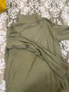 Ribbed Turtleneck Long Sleeve Top