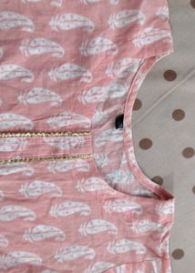 Pink Kurta set with Paisley Print🌸
