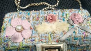Cute Tweed Floral Chain Bag