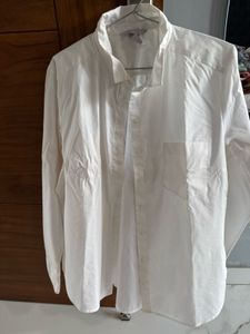 H&amp;M White Button-Up Shirt