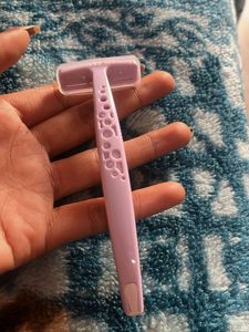 bikini Razor🪒👙