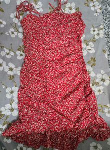 Chic Red Floral Print Ruched Dress