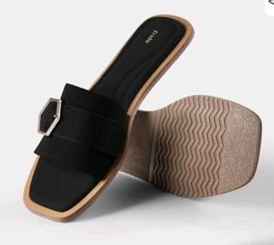 Frido Stylish Black Slides with Buckle Accent