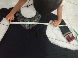 Elegant Black Embroidered Kurta