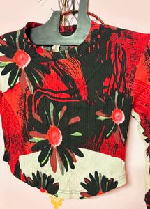 Bold Floral Print Cropped Top