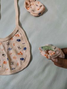 Baby Hat, Bib &amp; Mittens Set