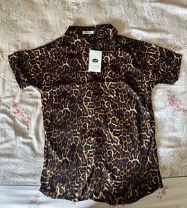 Stylish Leopard Print Short Sleeve Shirt