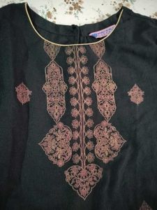 Embroidered Kurta Set in black 🖤😍🔥