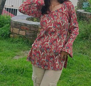 Red Floral Short kurti with kimono shaped sleeves