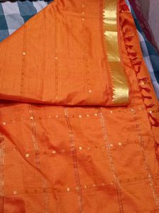 2000 coins range &amp; Gold Sari Traditional Saree