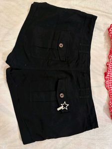 Zip Star Black Shorts☘️🗝