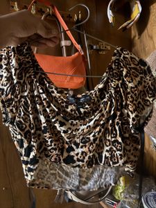 Leopard Print Cropped Top