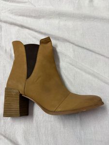 Tan/Brown Chelsea Ankle Boots with Block Heel
