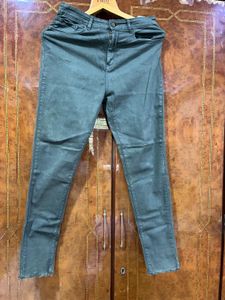 Stylish Green Skinny Jeans