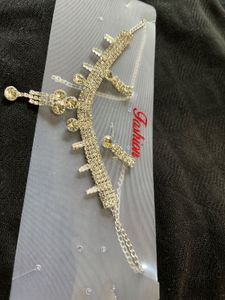 Branded Designer Set With Earrings New Widt Tag