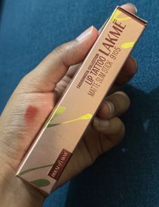 Lakme Lipstick - Shade 9 to 5