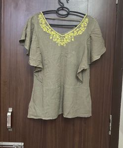 Embroidered top with Flared Sleeves