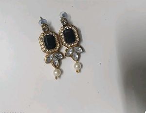 Elegant Black Stone &amp; Pearl Necklace Set