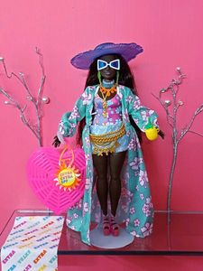 Barbie Extra Fly Beach Doll