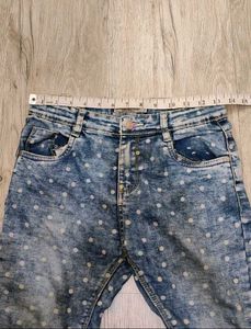 Sc9922 cool girls capri jeans waist 26 inches