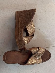 catwalk wedges | golden| size -40