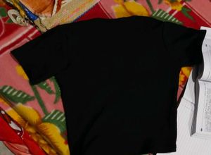 Classic V-Neck Black T-Shirt