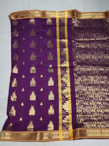 Very Pretty Pattu Saree With Blouse
