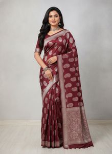 Elegant Maroon Paisley Saree with Blouse piece.