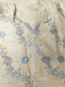 Embroidered V-Neck 3xl suit set