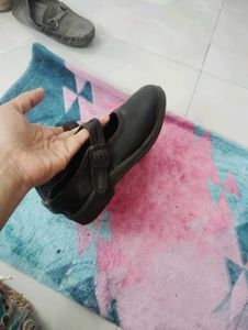 Black School Shoes 6 to 8 years girls 🥰 free s