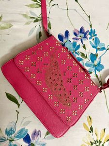 Ladies Sling Bag