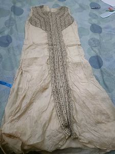 Cream Embroidery Kurta 4 Women In 32 Bust