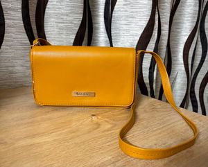 Mast & Harbour Crossbody Bag
