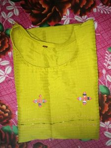 Chic Lime Green Kurta with Mirror Work