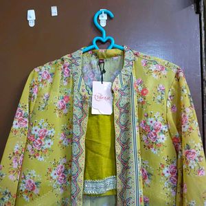 Beautiful Floral choli palazzo jacket Set