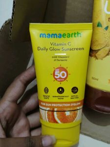 Joy Ubtan Tan Removal Face Wash