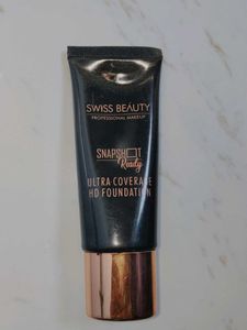 Swiss Beauty Ultra Coverage HD Foundation