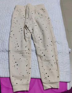 Cream Star Print Joggers