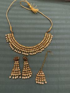 Beautiful Ethnic Necklace Set