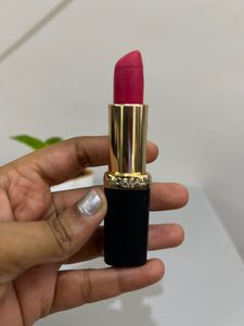 L’Oreal Paris Pink Lipstick- Shade: Raspberry syrup