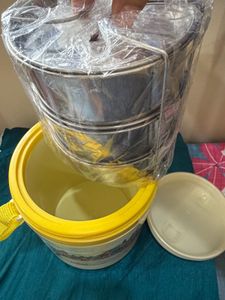 Blustar Royal Touch Tiffin Carrier