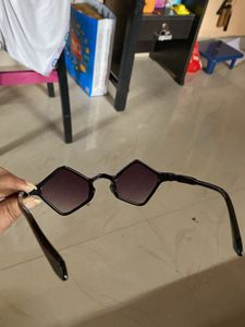 Diamond Shape Sunglasses