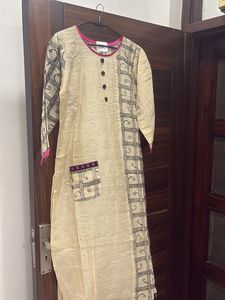Beige Kurta with Black Print
