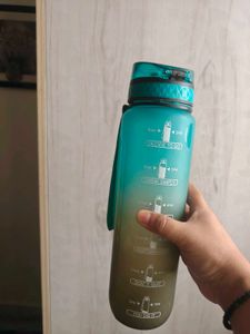2 - Milton &amp; Motivational Water Bottle Set
