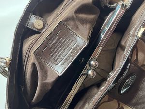Coach Kisslock Tote Bag