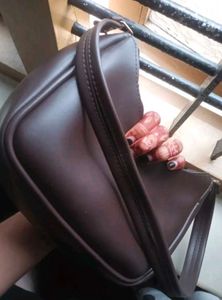Chic Brown Shoulder Bag with Bow Accent